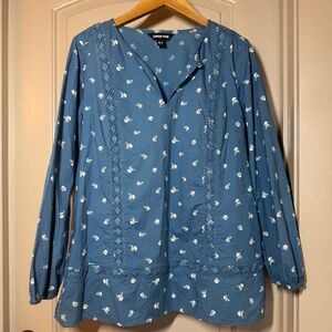 Lands' End Blue Floral Boxy Blouse Size M Cottagecore Boho Fairy Garden